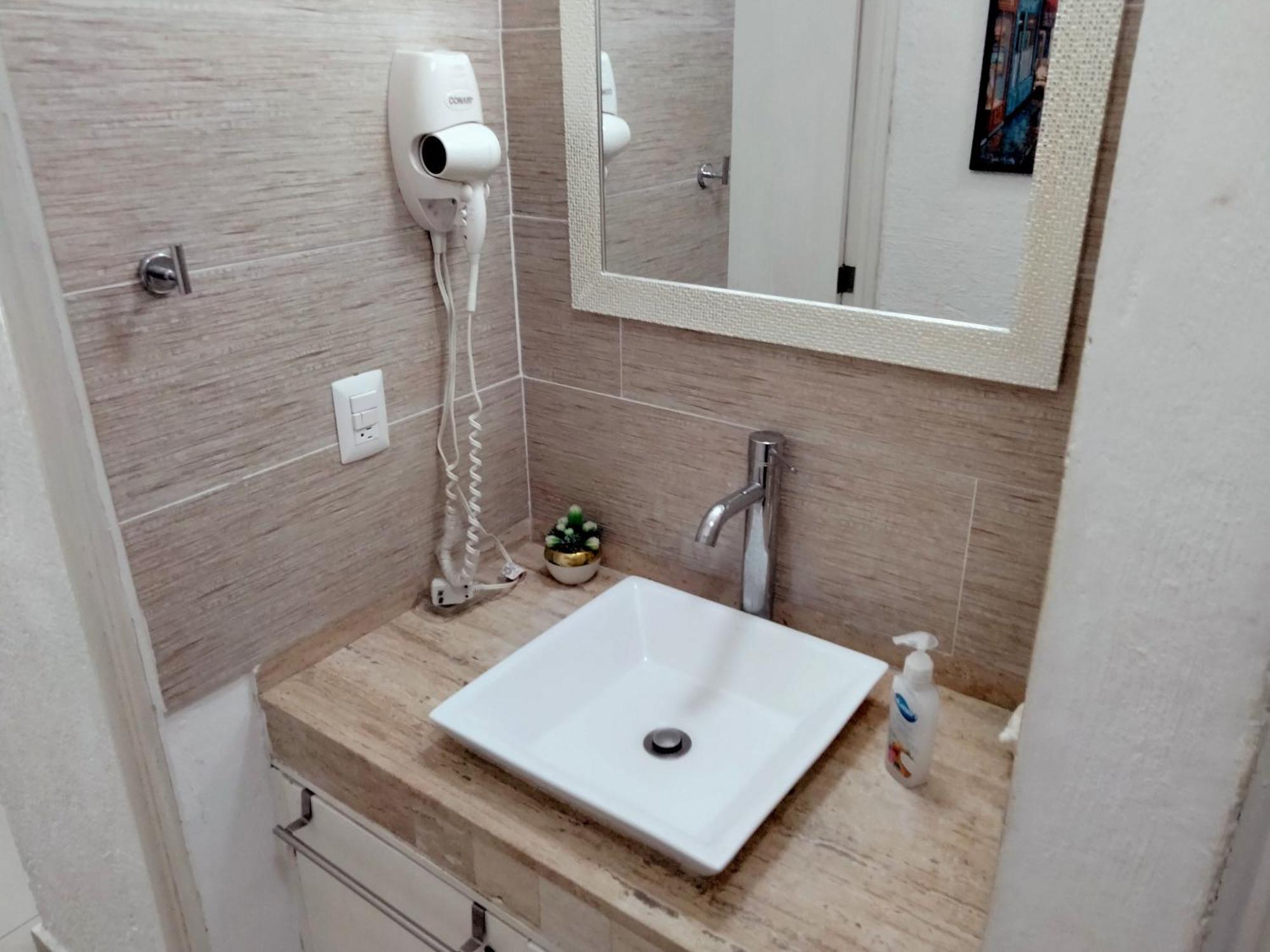 Brisas Sealight Apartment Канкун Экстерьер фото